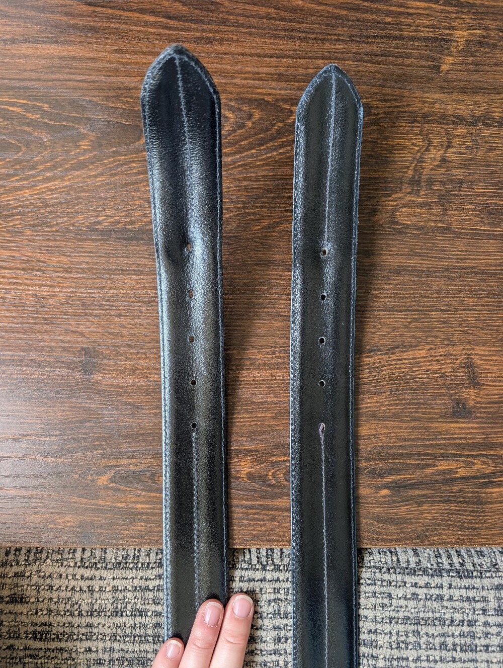 Lot 2 Vintage Talbots Black and Taupe Italian Alligator Calfskin Leather Belts - Picture 9 of 9